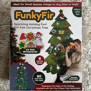 NEW IN BOX Funky Fir DIY Felt Christmas Tree